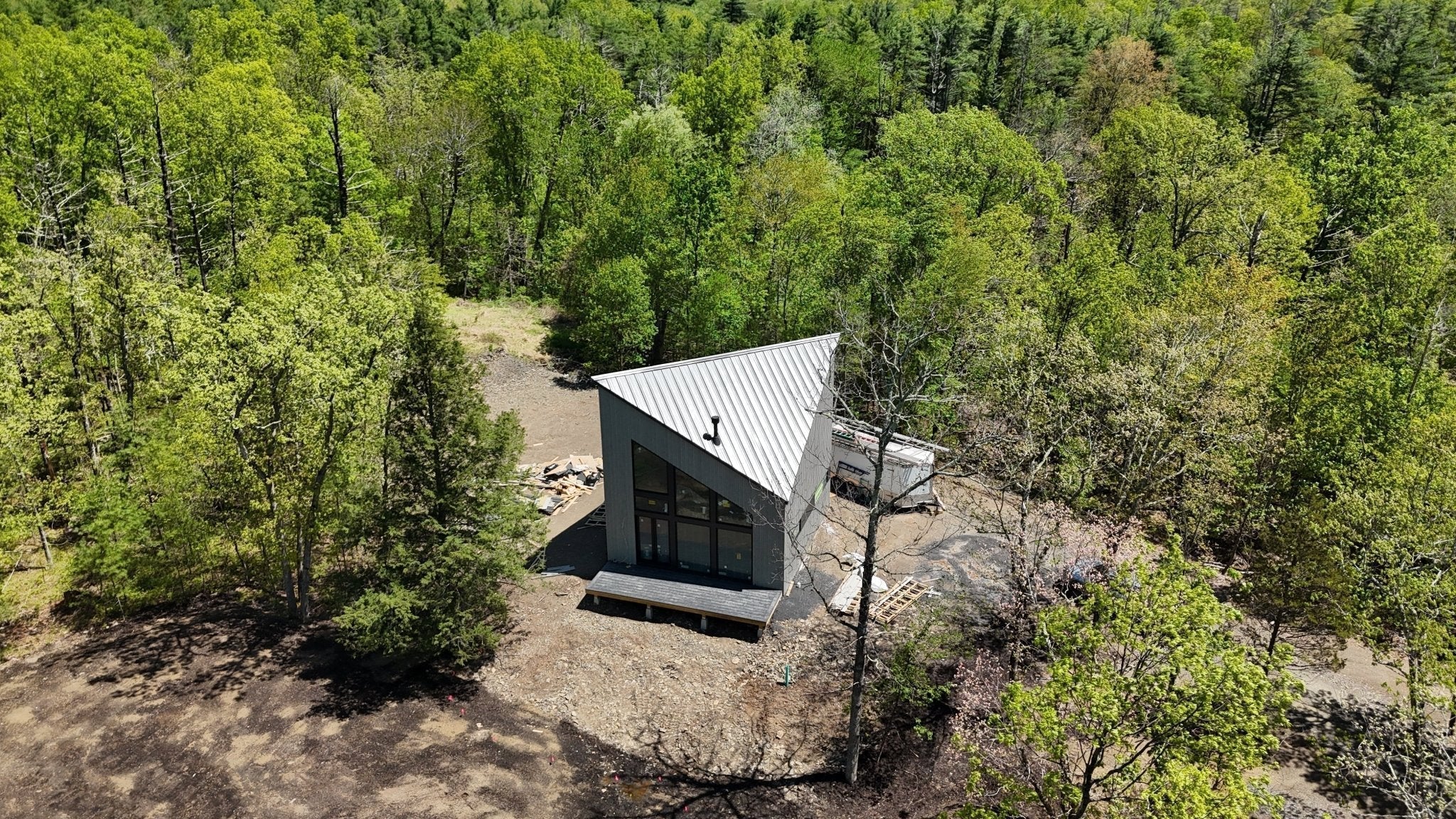 Yang x Ava x Mike - Den