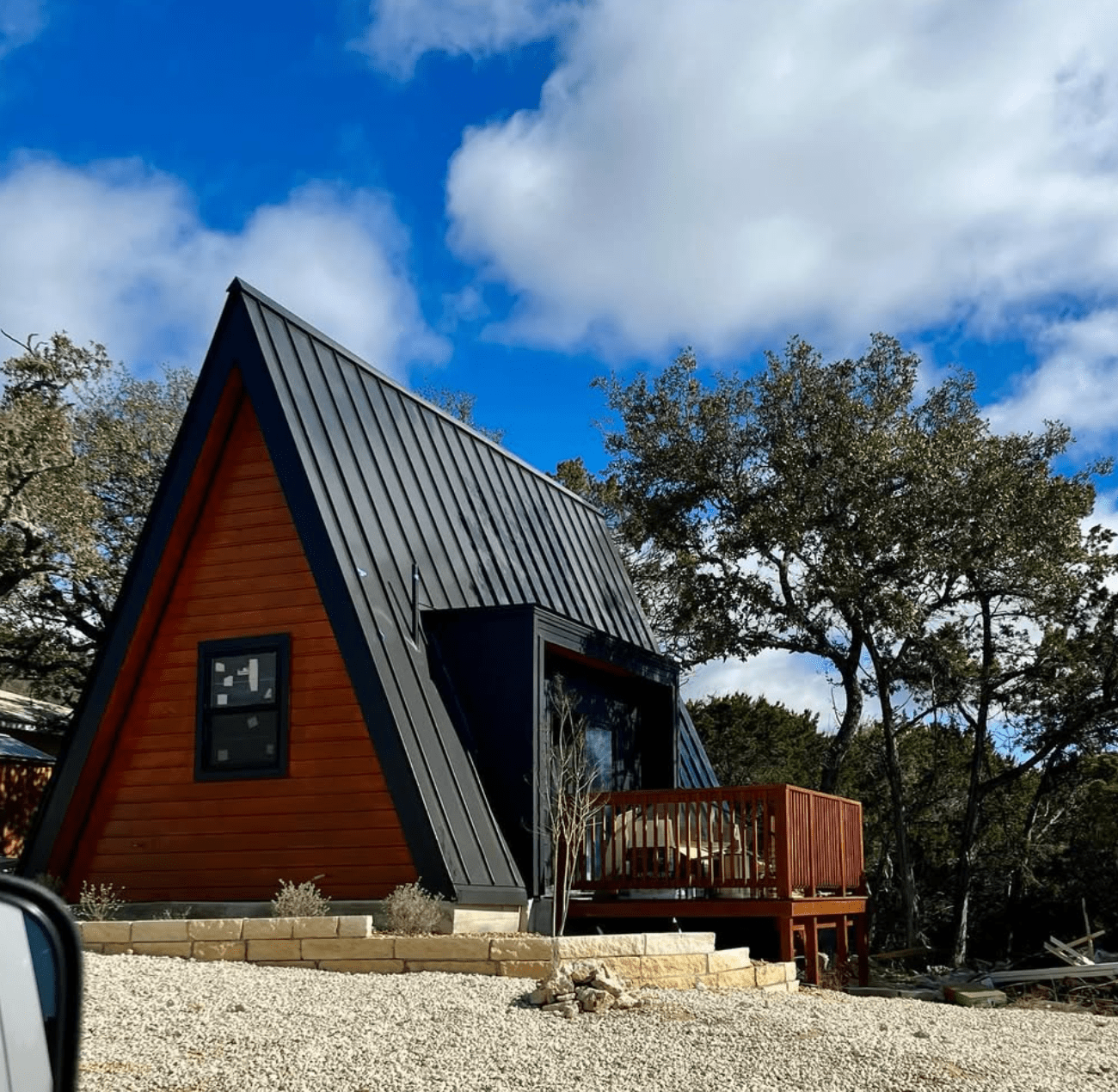 Comfort Cabin: Kamaria x Mike - Den